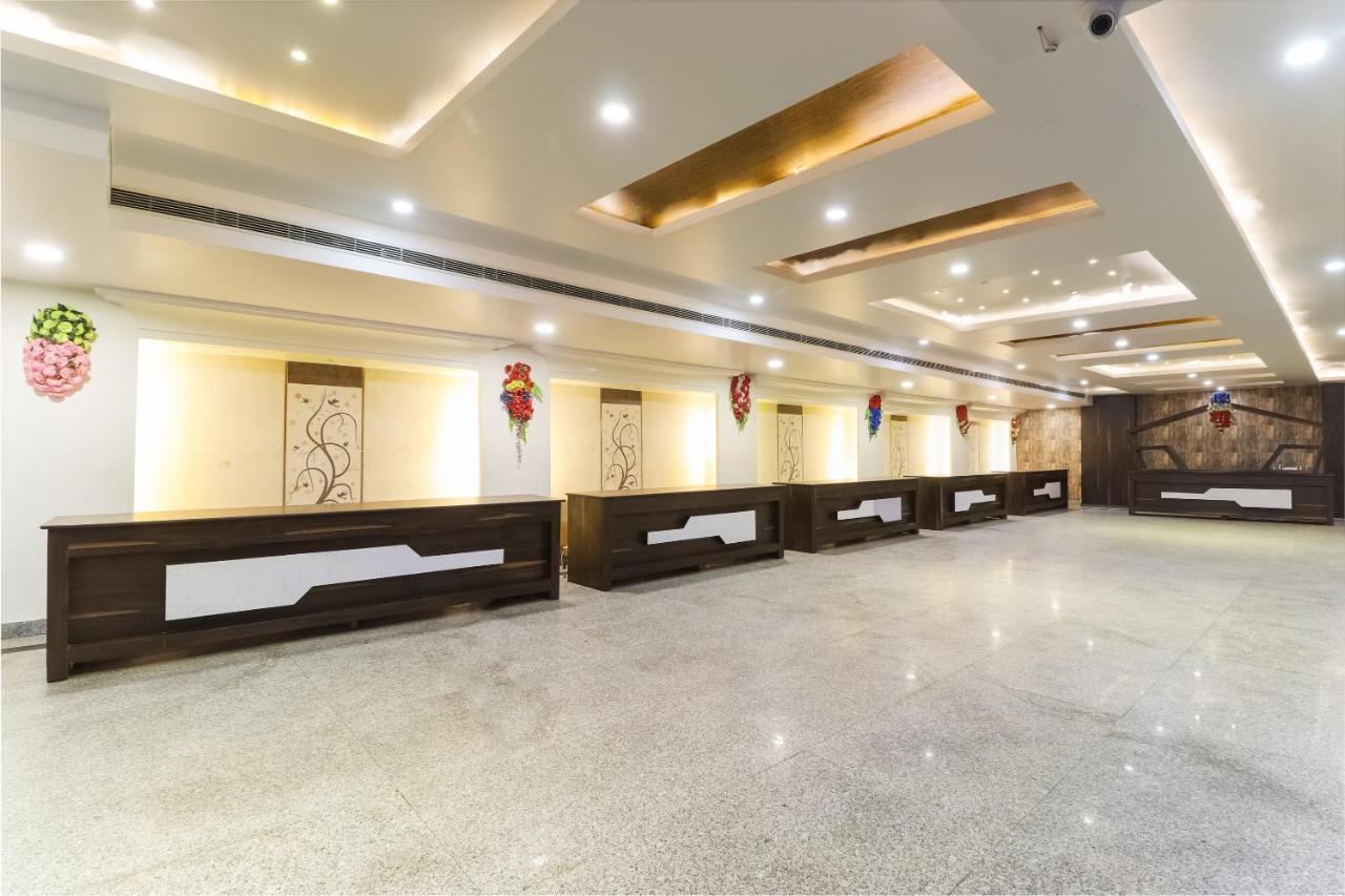 Capital O 15422 Shiva Inn Unnao Ngoại thất bức ảnh