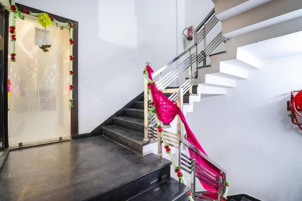 Capital O 15422 Shiva Inn Unnao Ngoại thất bức ảnh