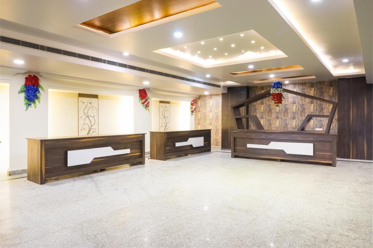 Capital O 15422 Shiva Inn Unnao Ngoại thất bức ảnh