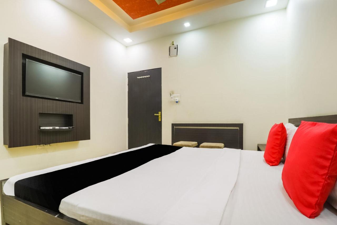 Capital O 15422 Shiva Inn Unnao Ngoại thất bức ảnh