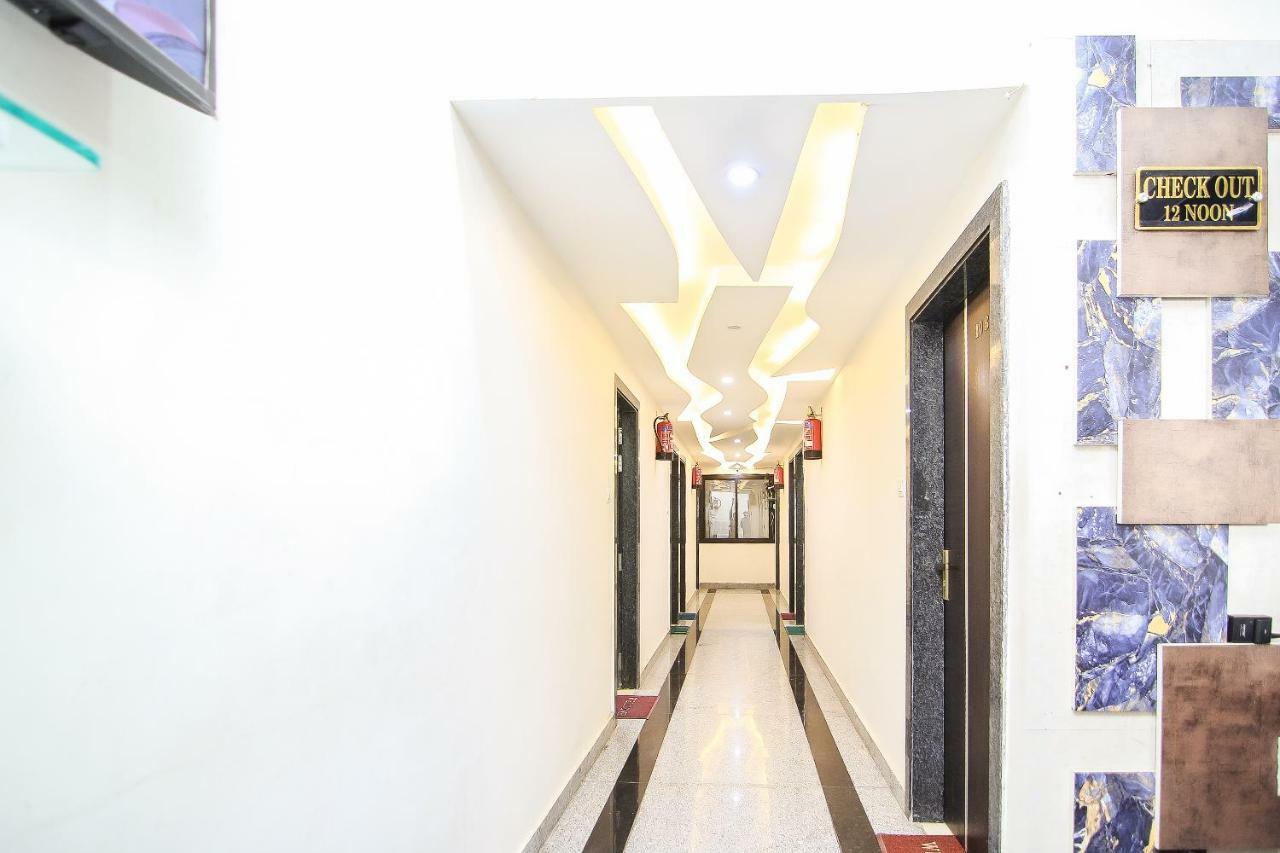 Capital O 15422 Shiva Inn Unnao Ngoại thất bức ảnh