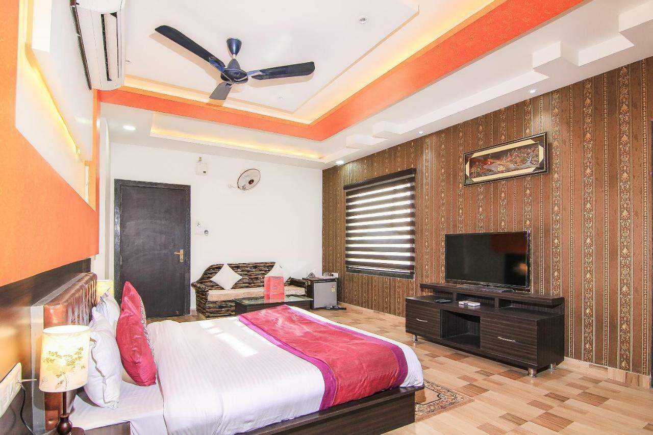 Capital O 15422 Shiva Inn Unnao Ngoại thất bức ảnh