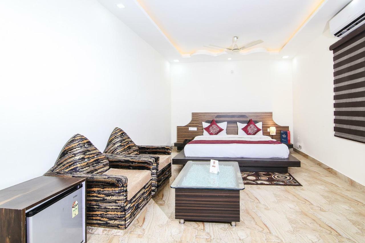 Capital O 15422 Shiva Inn Unnao Ngoại thất bức ảnh